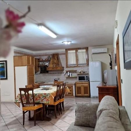 Appartement Casa Erre à Lusciano Extérieur photo