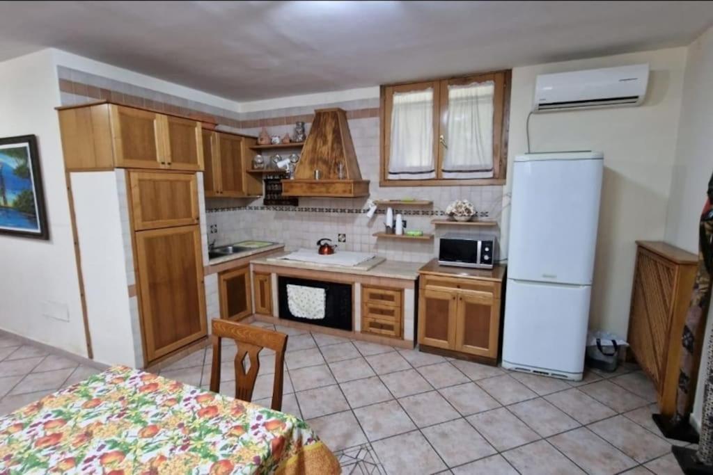 Appartement Casa Erre à Lusciano Extérieur photo